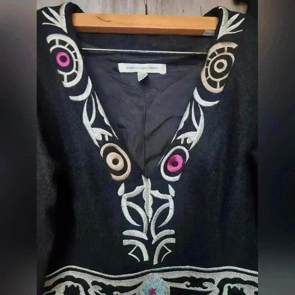 Vintage Diane Von Furstenberg Wool Embroidered Knee Length Dress Size 6 Women's - Picture 7 of 15